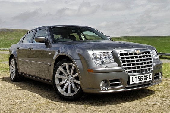 Chrysler 300C SRT-8 (06-10) specifications data