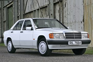 Mercedes-Benz 190: All 190 Models (W201 series) 1982 to 1993: Essential  Buyer's Guide (The Essential Buyer's Guide)