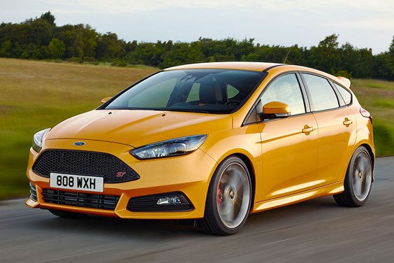 Ford Focus ST (12-18) specifications data