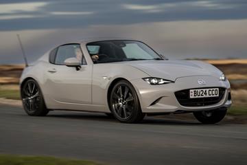 Mazda MX-5 (2024) front driving