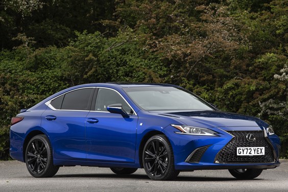 Lexus ES Saloon (19 on) specifications data