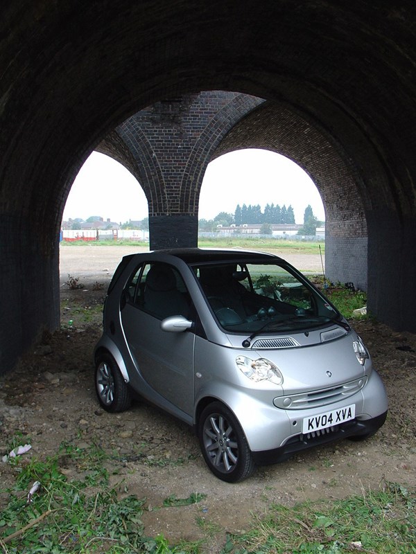 I Bought A Smart Car - A 2004 Smart ForTwo 450 700cc - Walkaround & Review  