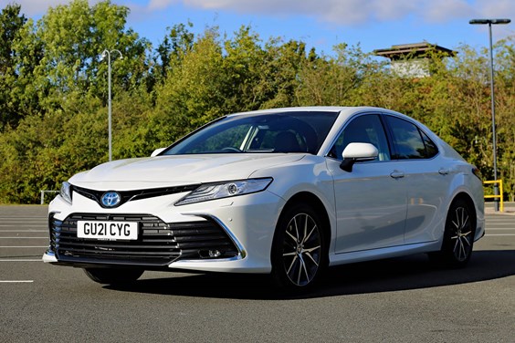 Toyota Camry specifications data