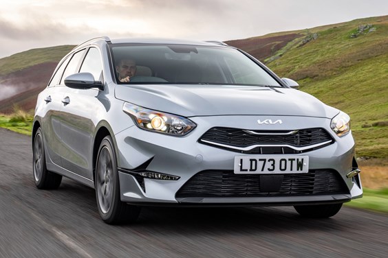 Kia Ceed Sportswagon (18 on) specifications data