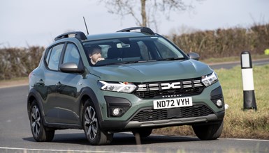 Dacia Sandero Stepway review on Parkers.co.uk
