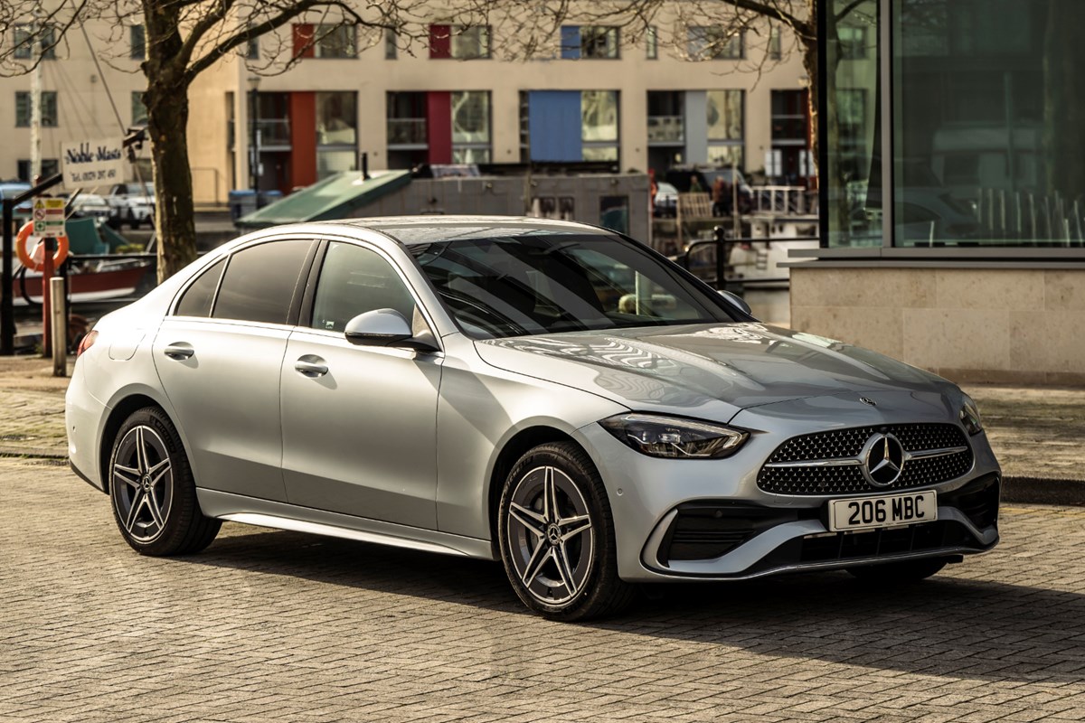 Mercedes c class isofix clearance points