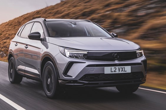 Vauxhall Grandland SUV (21-24) specifications data