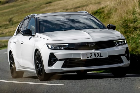 Vauxhall Astra Sports Tourer (22 on) specifications data