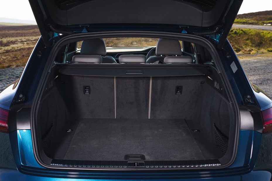 2019 Audi E-Tron boot