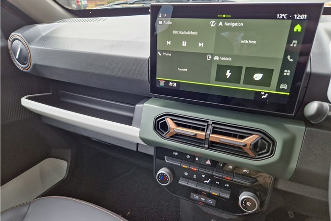 Dacia Spring review - infotainment screen