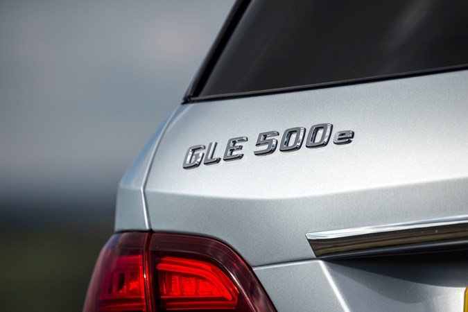 Mercedes GLE 500 e plug-in hybrid badge