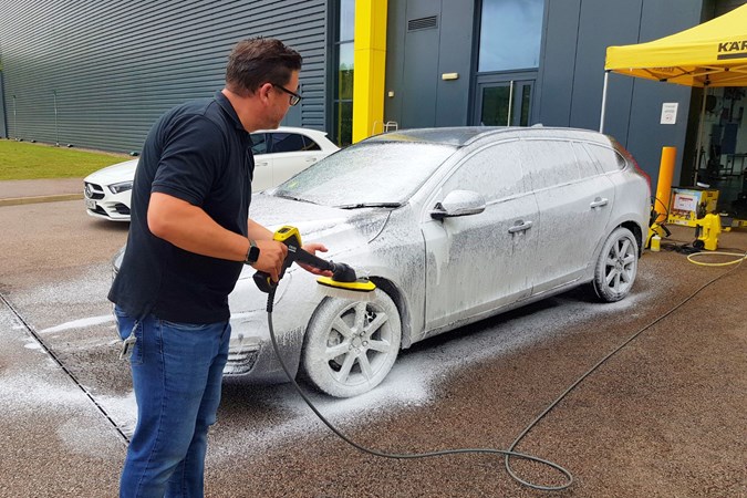 Karcher K4 being used to clean Volvo V60