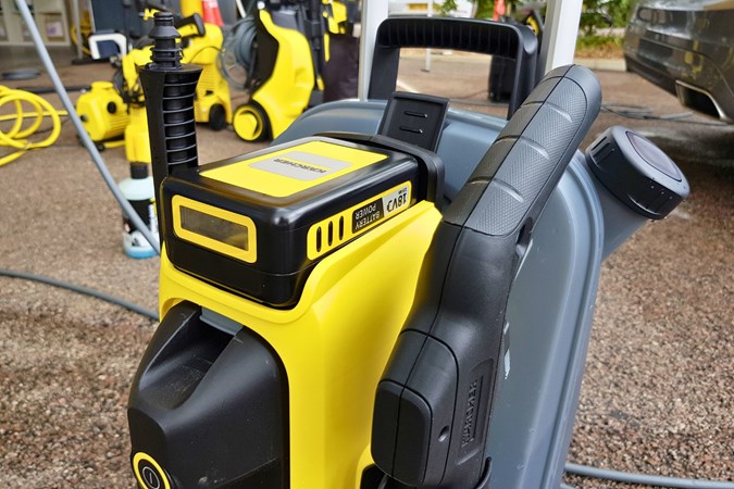 Close up of Karcher OC 6-18 cordless pressure washer unit