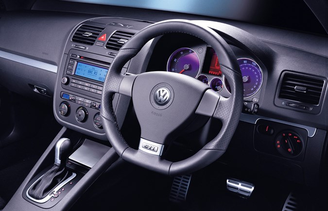 Volkswagen Golf GTI Mk5 interior