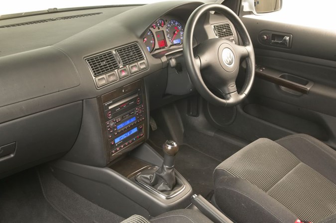 Volkswagen Golf Mk4 interior