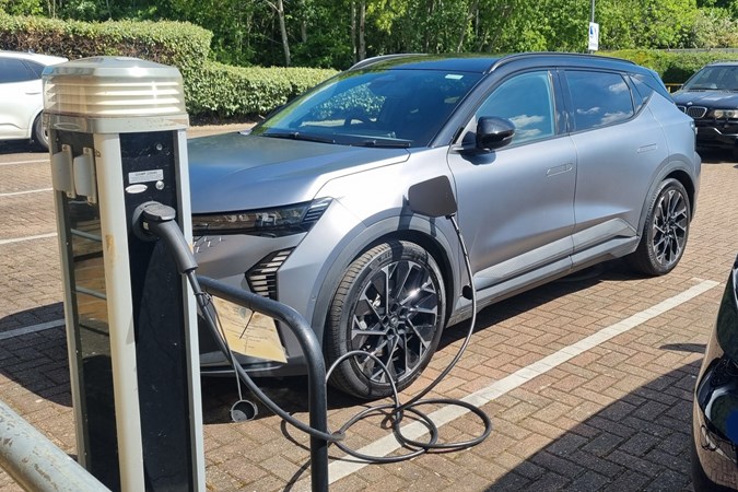 Renault Scenic E-Tech long term charging