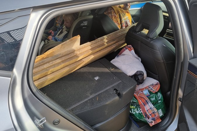 Renault Scenic long termer with floorboards in boot