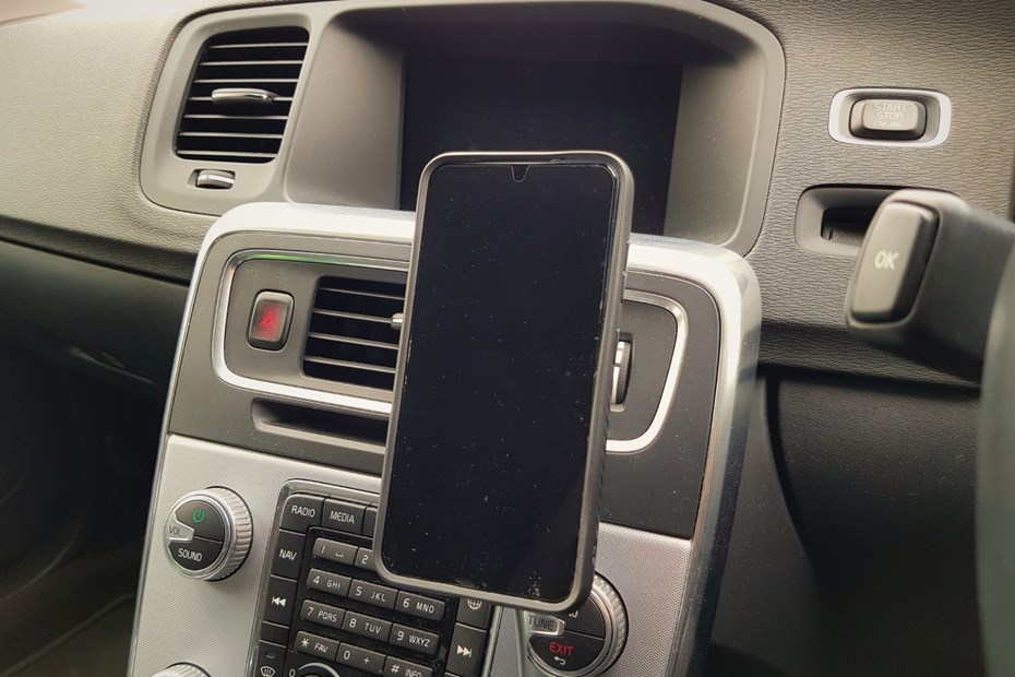 MagSafe Car Mount