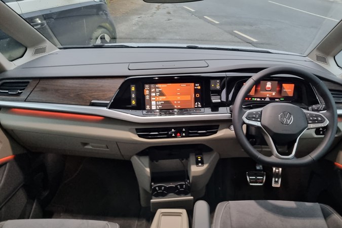 Volkswagen Multivan dash