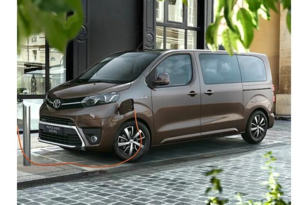 toyota_proace_verso_2024