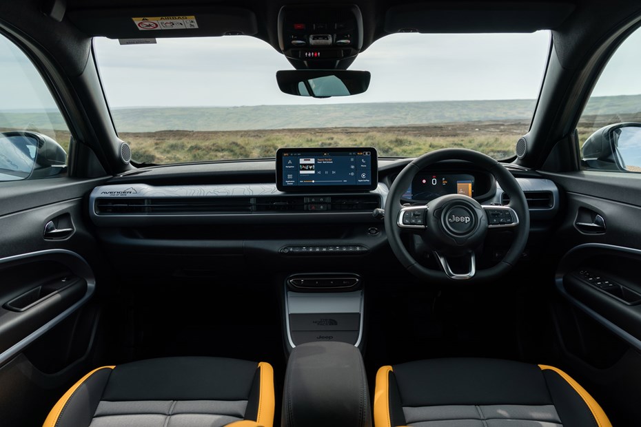 Jeep Avenger 4xe North Face interior