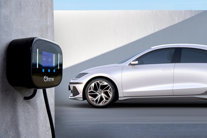 Hyundai Ioniq 6 on Ohme charger - Best EV tariffs