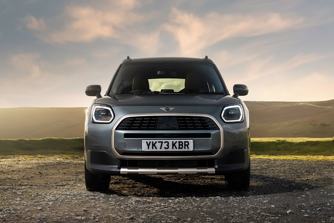 MINI Countryman SUV 2025 in grey, front static