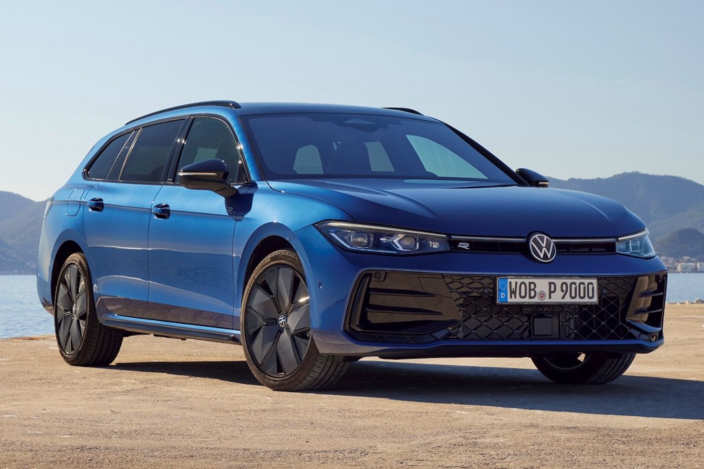 Volkswagen Passat Review (2024) Volkswagen Passat Review (2024)