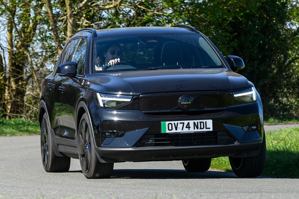 Volvo EX40 (2025) boot space & practicality