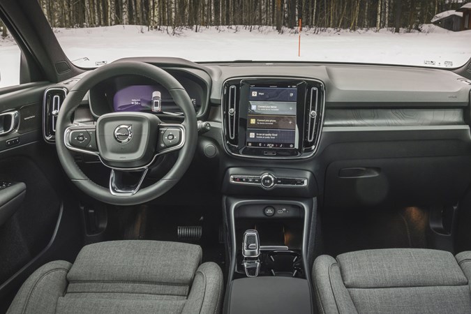 Volvo EX40 interior