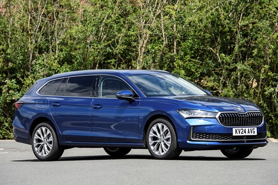 Skoda Superb Estate (24 on) specifications data
