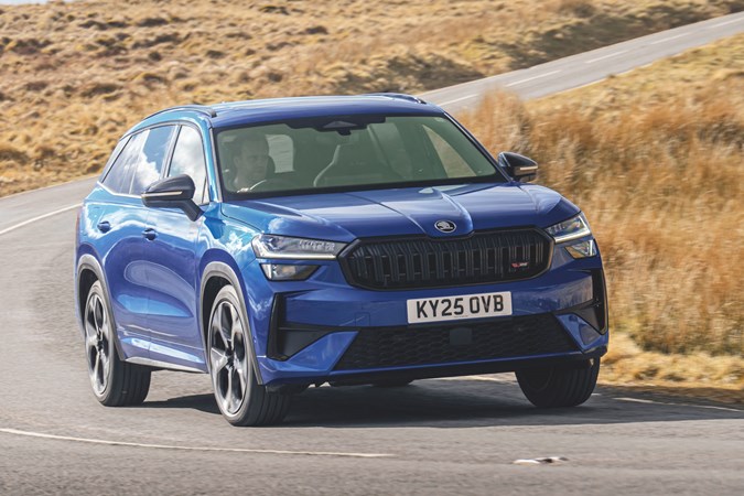Skoda Kodiaq review - Kodiaq vRS, front, blue, cornering