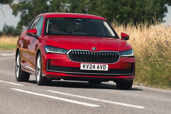 Skoda Superb specifications data