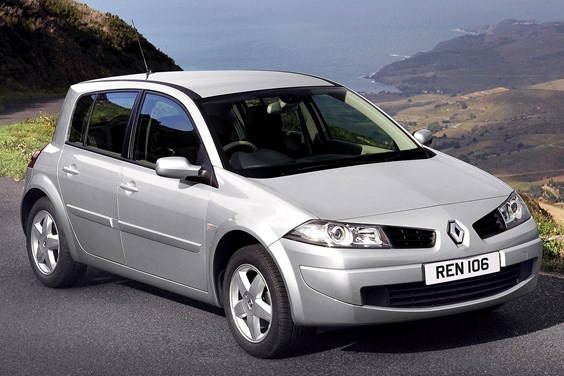 Renault Megane Hatchback (06-09) specifications data