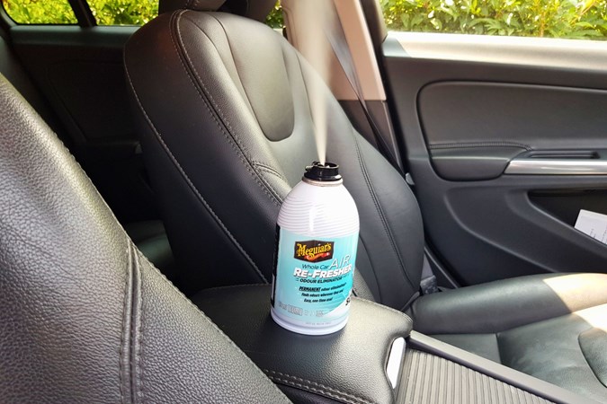 Meguiar's Air Con Refresher testing in Volvo