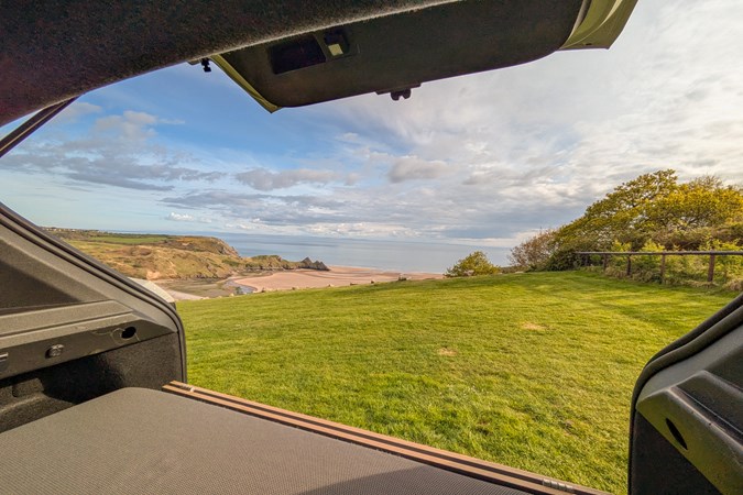 Dacia Duster boot