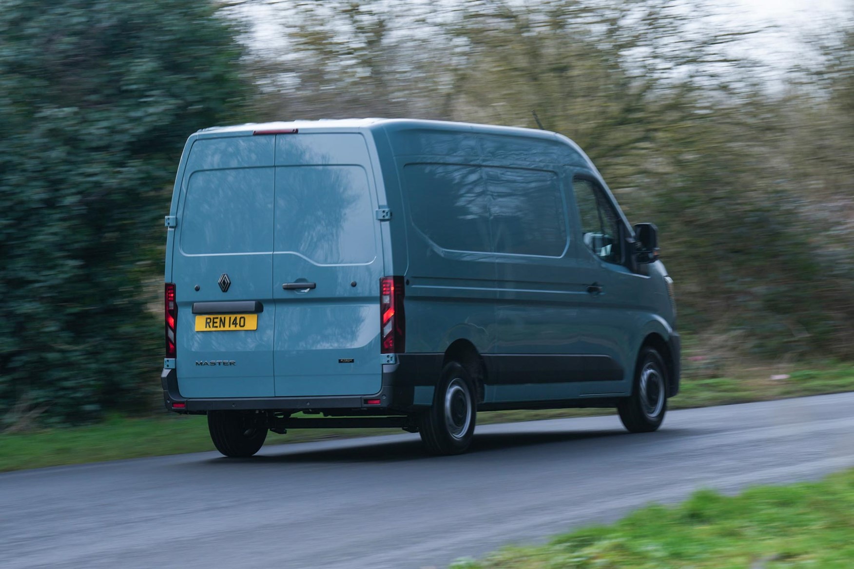 The E-Tech is very efficient with a battery that is small by large van standards.