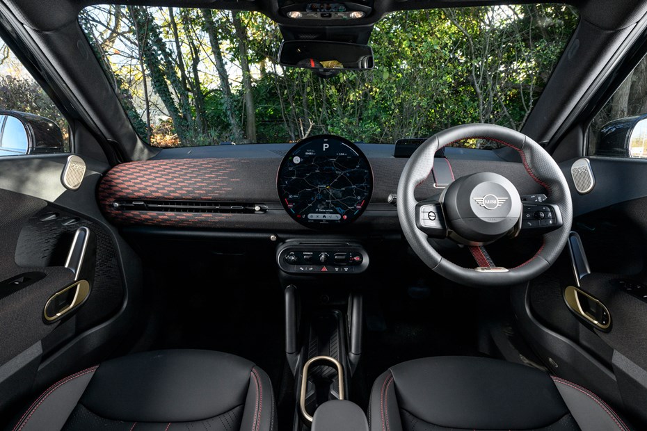 Mini Aceman interior