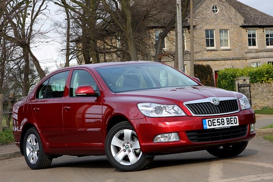 Skoda Octavia Hatchback (04-12) specifications data