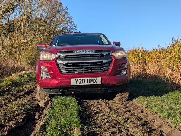 Excellent ground clearance comes as standard on the Isuzu D-Max