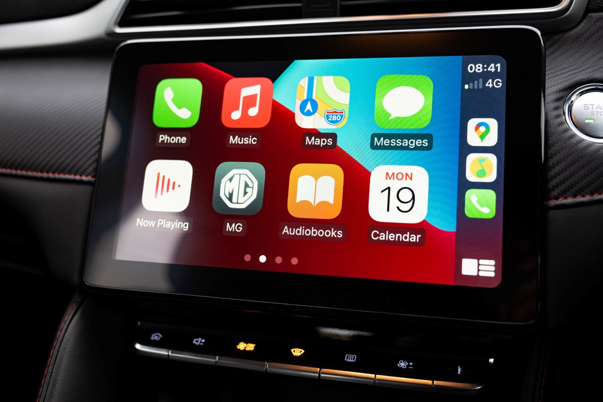 Apple carplay mg zs outlet ev