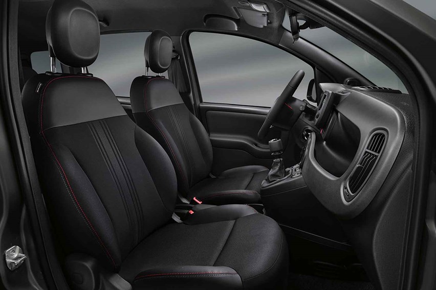 Fiat Panda (2024) interior