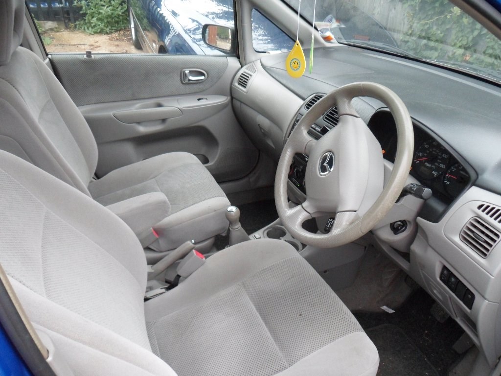 Mazda premacy outlet isofix