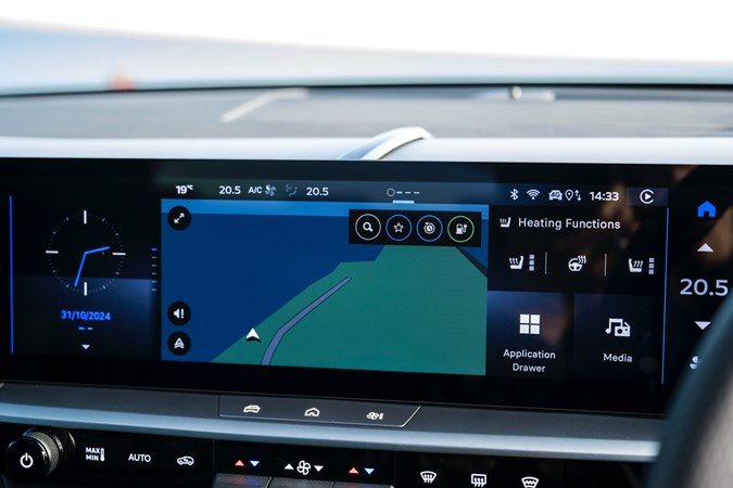 Vauxhall Grandland Electric infotainment