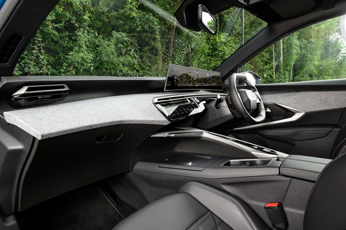 Peugeot 3008 interior