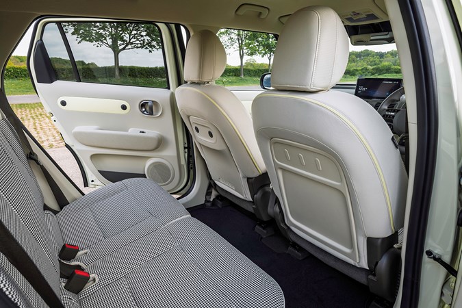 Hyundai Inster review (2025) | Parkers