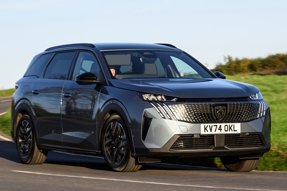 Peugeot 5008 specifications data