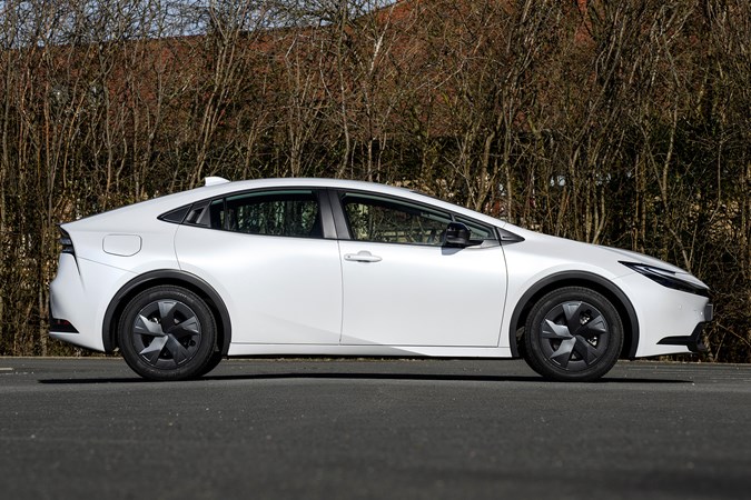 Toyota Prius review | Parkers cars