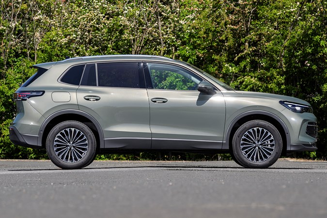 Volkswagen Tiguan eHybrid review (2025) | Parkers