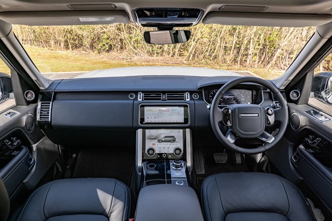 2021 Range Rover Vogue D300 dashboard